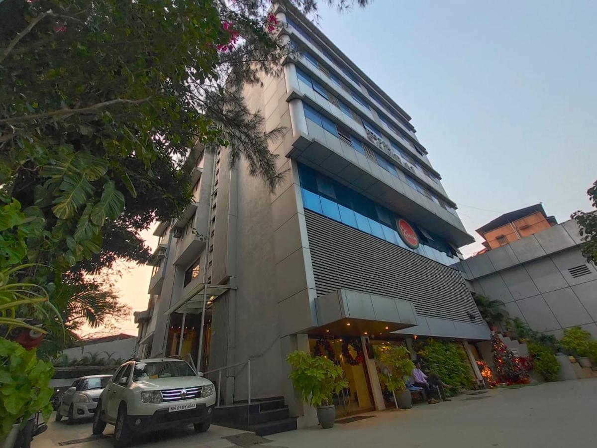 Hotel Samraj Мумбай Екстериор снимка